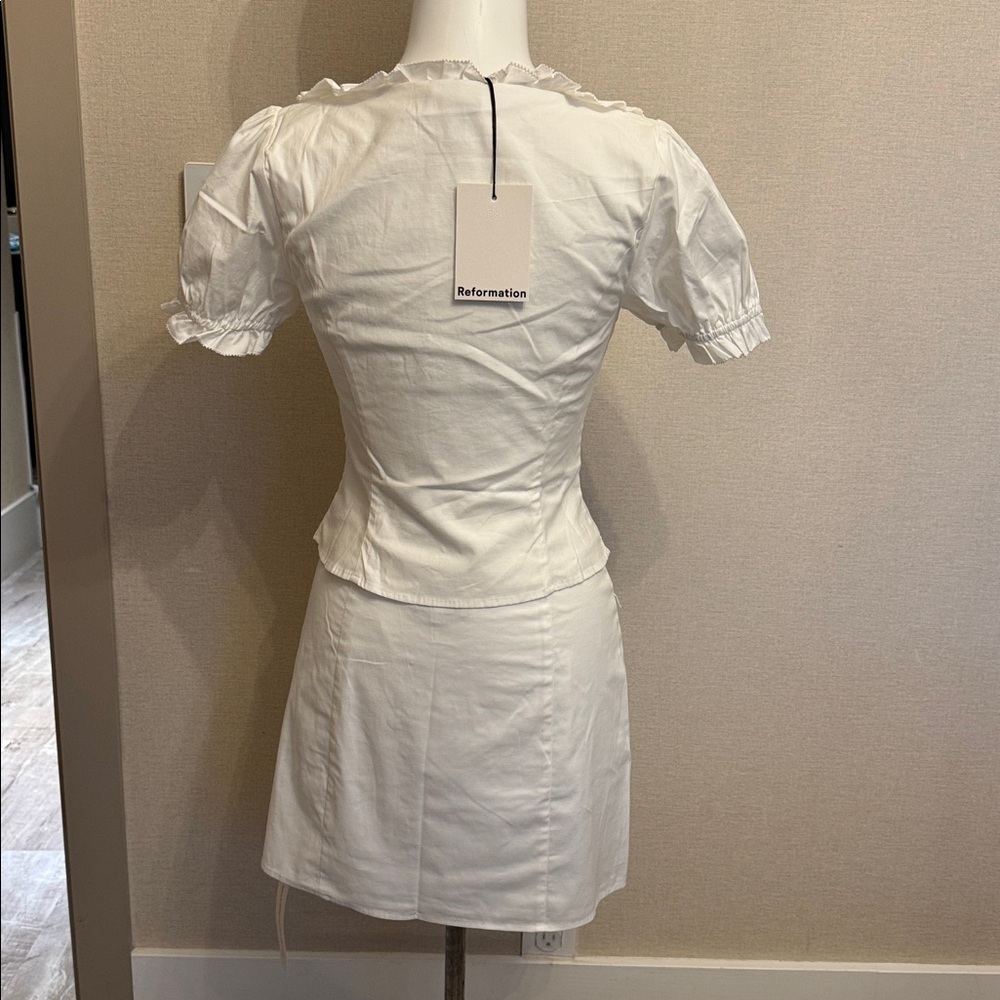 Reformation Janell Two Piece Ivory - Size 2 - Picture 9 of 9